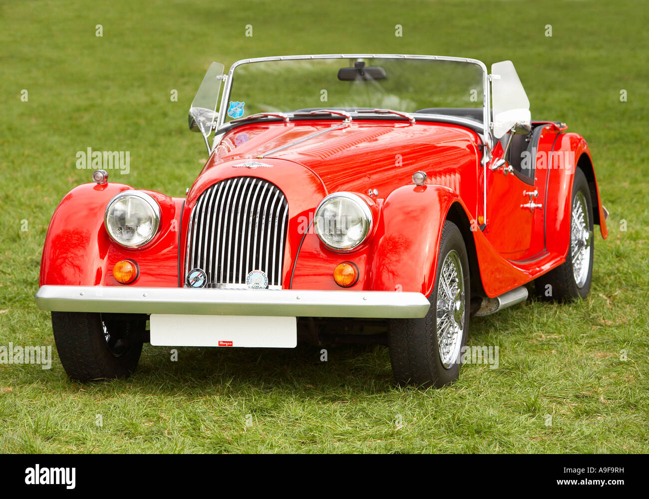 Leuchtend rote Morgan Sports Car Stockfoto