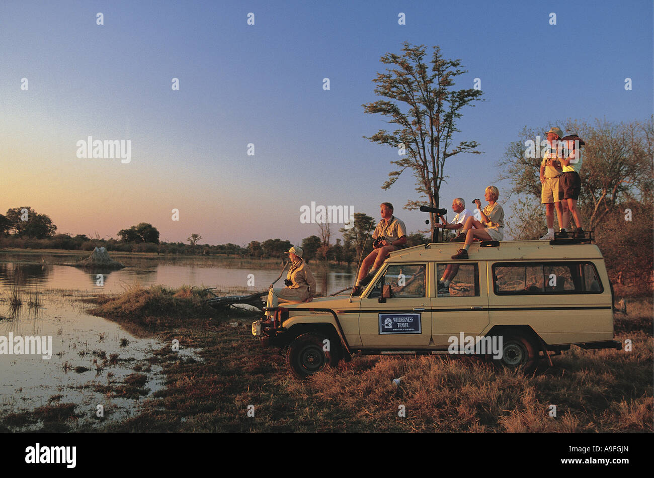 Pirschfahrt Sonnenuntergang Stop Moremi Wildlife Reserve Botswana Stockfoto