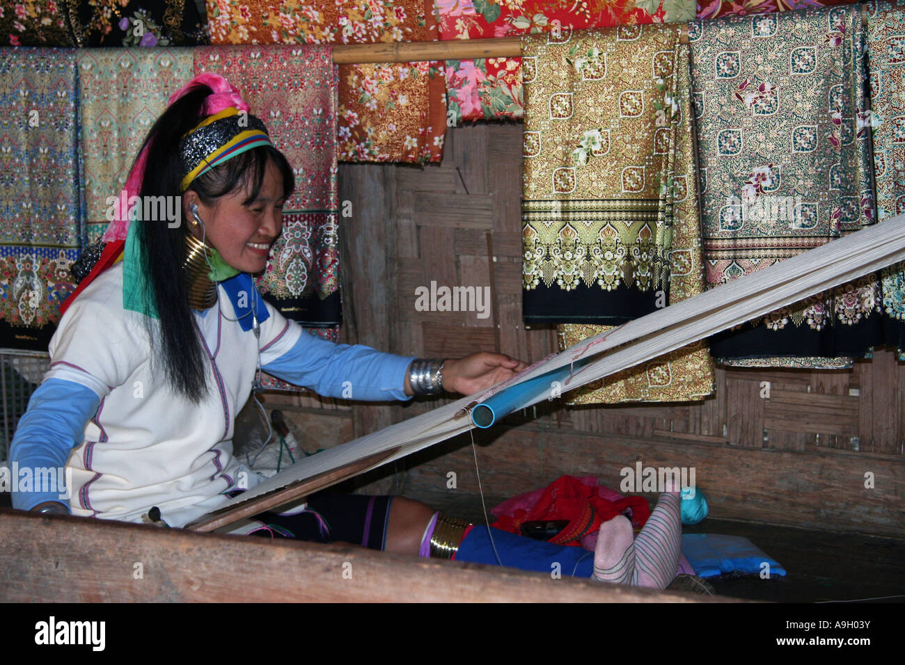 Karen Stamm weben in der Nähe von Mae Hong Son Nord Thailand Stockfoto