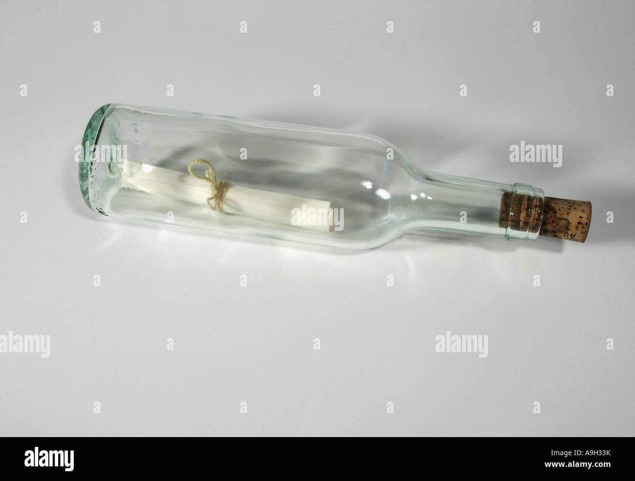 MESSAGE IN A BOTTLE Stockfoto