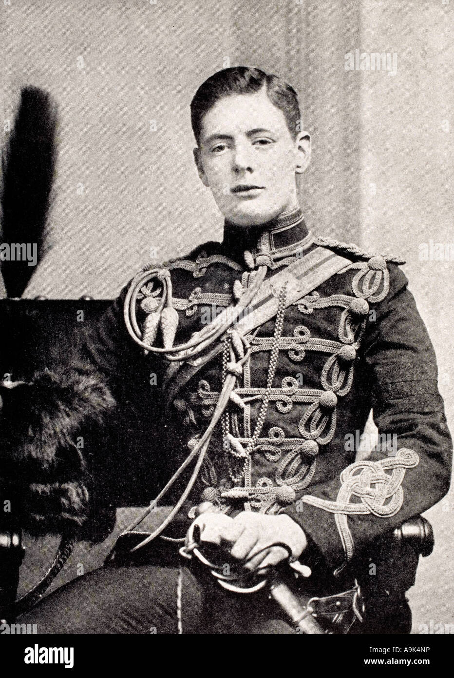 Winston S. Churchill, 1874 bis 1965. Hier gesehen, während sie als Vizeleutnant in der 4. Königin eigenen Hussaren dienen. Zukünftiger Premierminister. Stockfoto