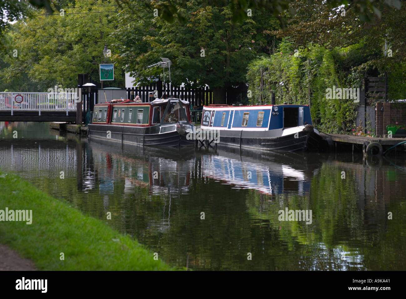 Grand Union Canal Winkwell Hemel Hempstead Hertfordshire Drehbrücke Stockfoto