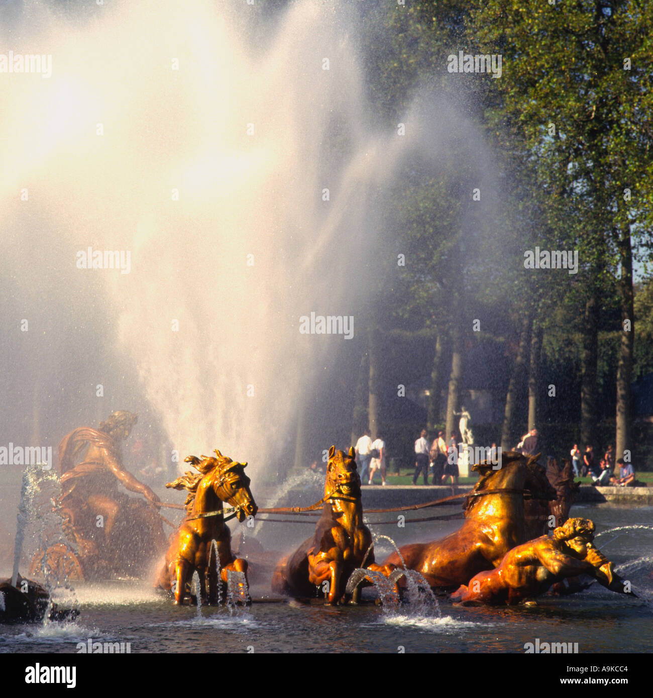 Frankreich Versailles Yvelines 78 Statuen von Pferden und Wagen im Wasser am Brunnen APPOLONI Stockfoto