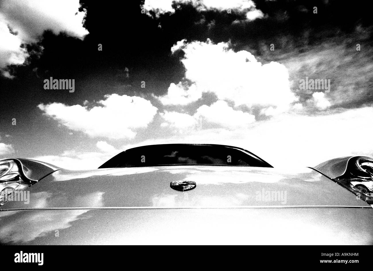 Porsche 911 Turbo. Deutsche Autohersteller 1948 bis heute. Porsche Auto Abzeichen Marke Deutsche Motiv Autobauer Stockfoto