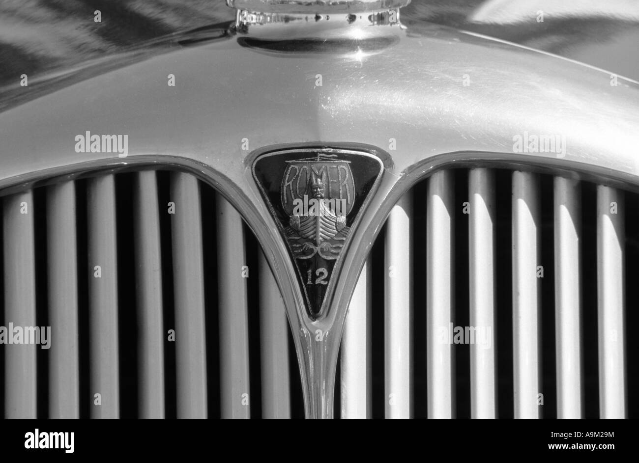 Rover 12 Sportstourer des Jahres 1947. Englischer Automobilhersteller 1904 auf. Rover Auto Auto Abzeichen Marke britischen Maker Motiv Stockfoto