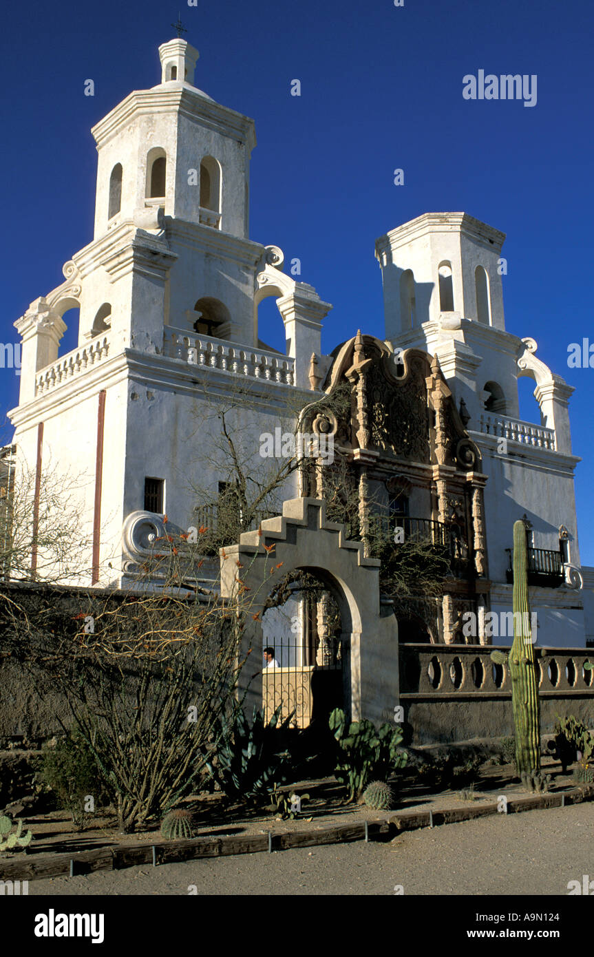 historischen Missionskirche San Xavier del BAC in der Nähe von Tucson Stockfoto