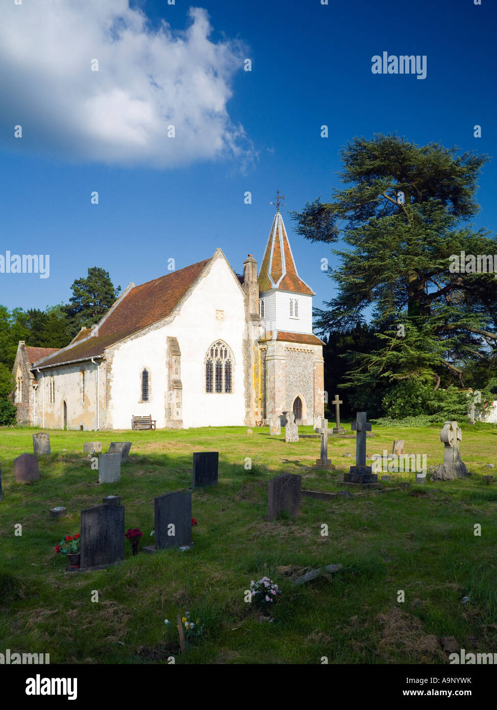 St Mary weniger Kirche in Chilbolton Hampshire UK Stockfoto St Mary weniger Kirche in Chilbolton Hampshire UK Stockfoto