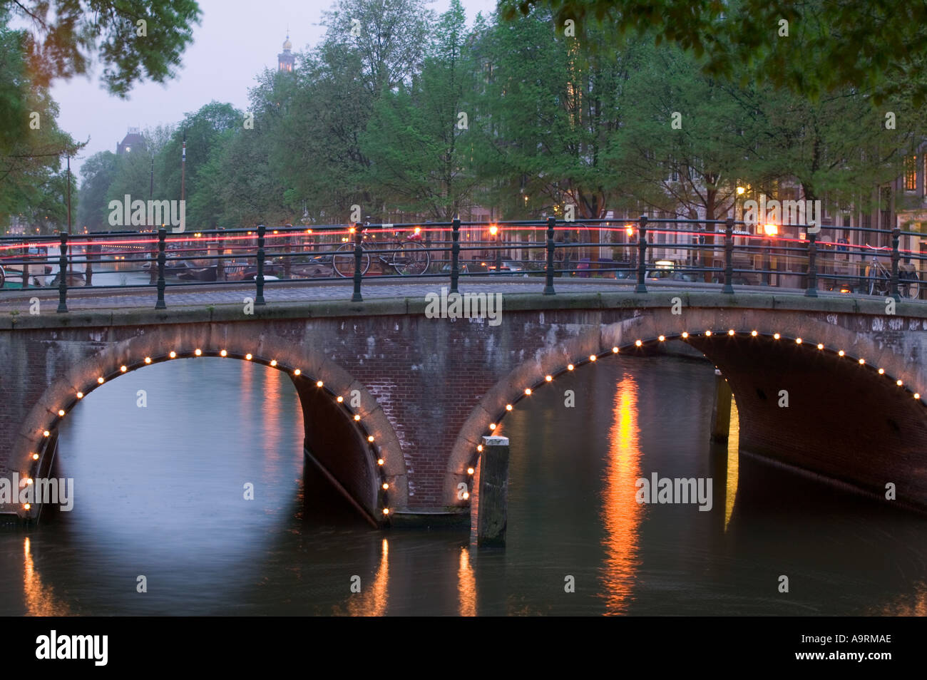 Brouwersgracht Amsterdam Holland in der Dämmerung Stockfoto