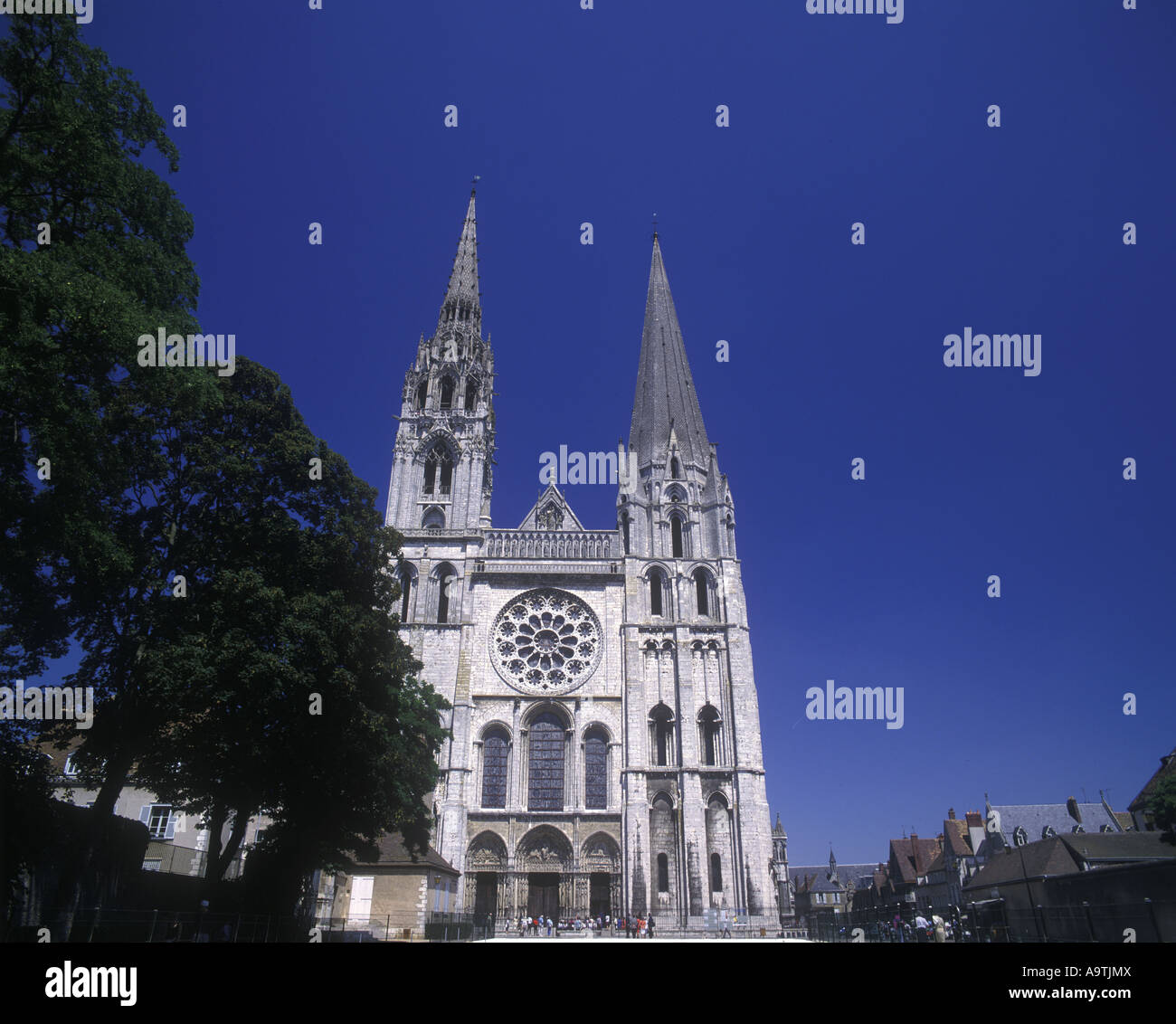 Cathedrale chartres Fotos und Bildmaterial in hoher Auflösung Seite