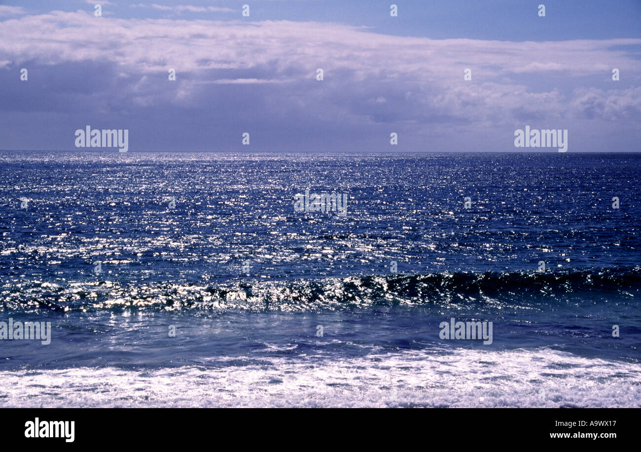 Licht reflektiert Meer Stockfoto