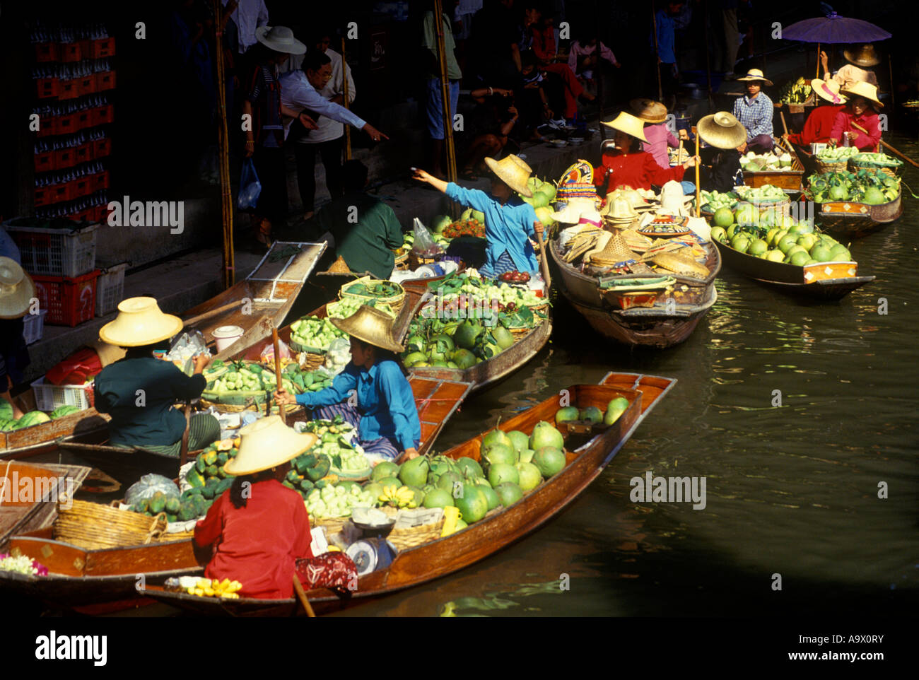 SCHWIMMENDE MARKT DAMNOEN SADUAK THAILAND Stockfoto