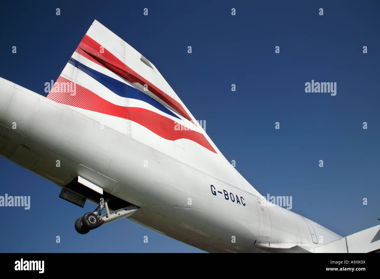 Concorde am Manchester Airport mit British Airways Farben auf Schwanzflosse Stockfoto