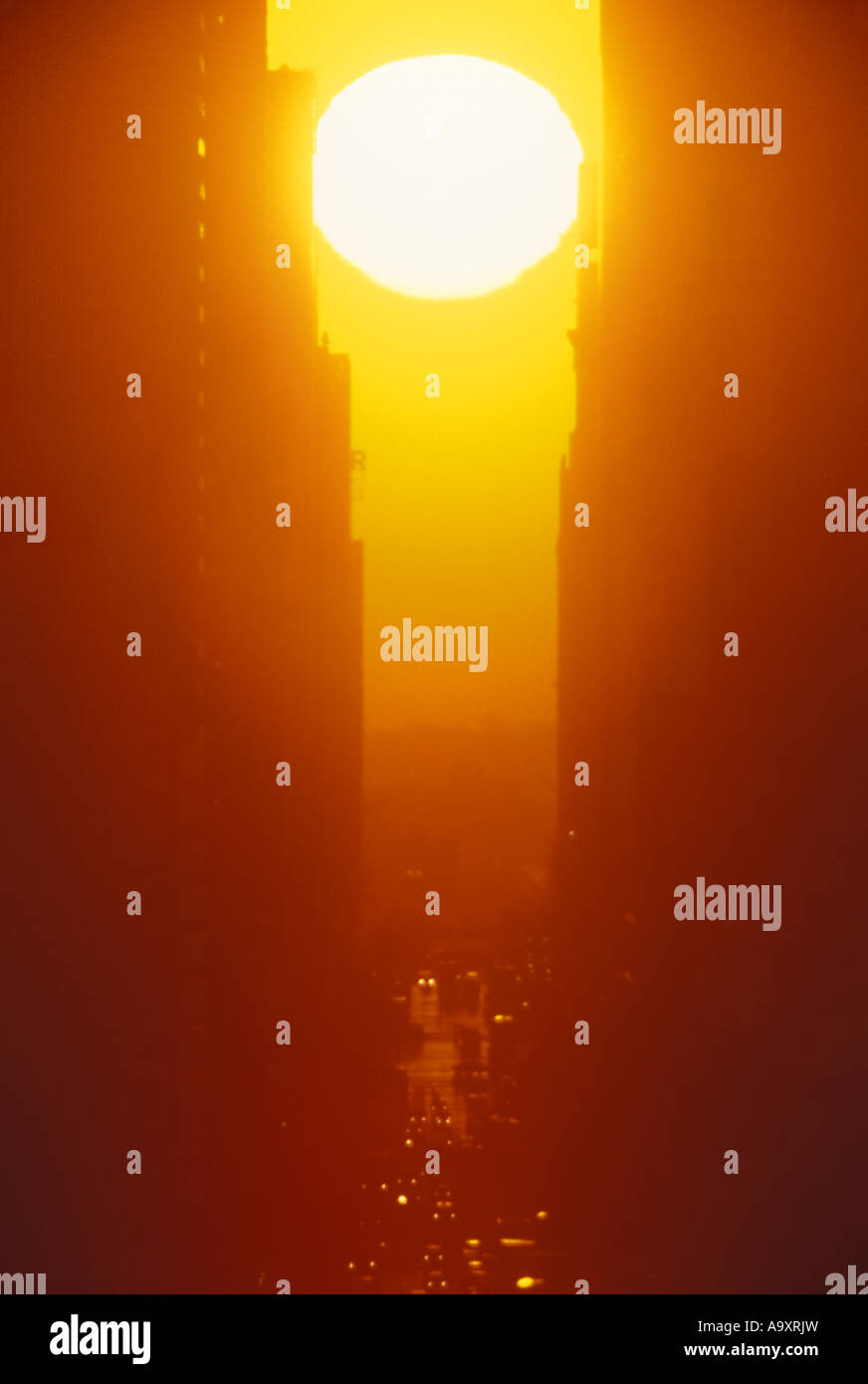 SUNRISE FORTY SECOND STREET MIDTOWN MANHATTAN NEW YORK CITY USA Stockfoto