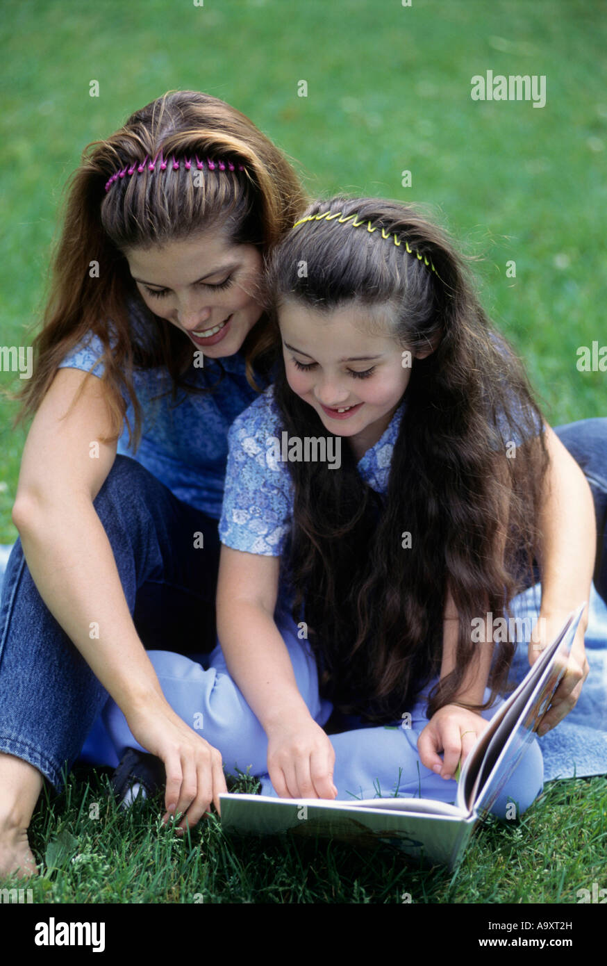 Frau und Mädchen Stockfoto