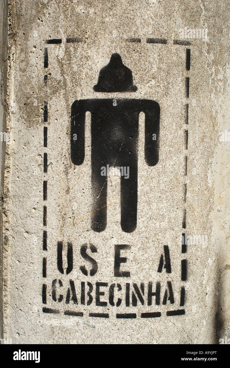 Kreative Werbung für Kondome / AIDS-Kampagne: benutzen Sie Ihren kleinen Kopf (Portugiesisch: verwenden Sie eine Cabecinha), Rio De Janeiro, Brasilien Stockfoto
