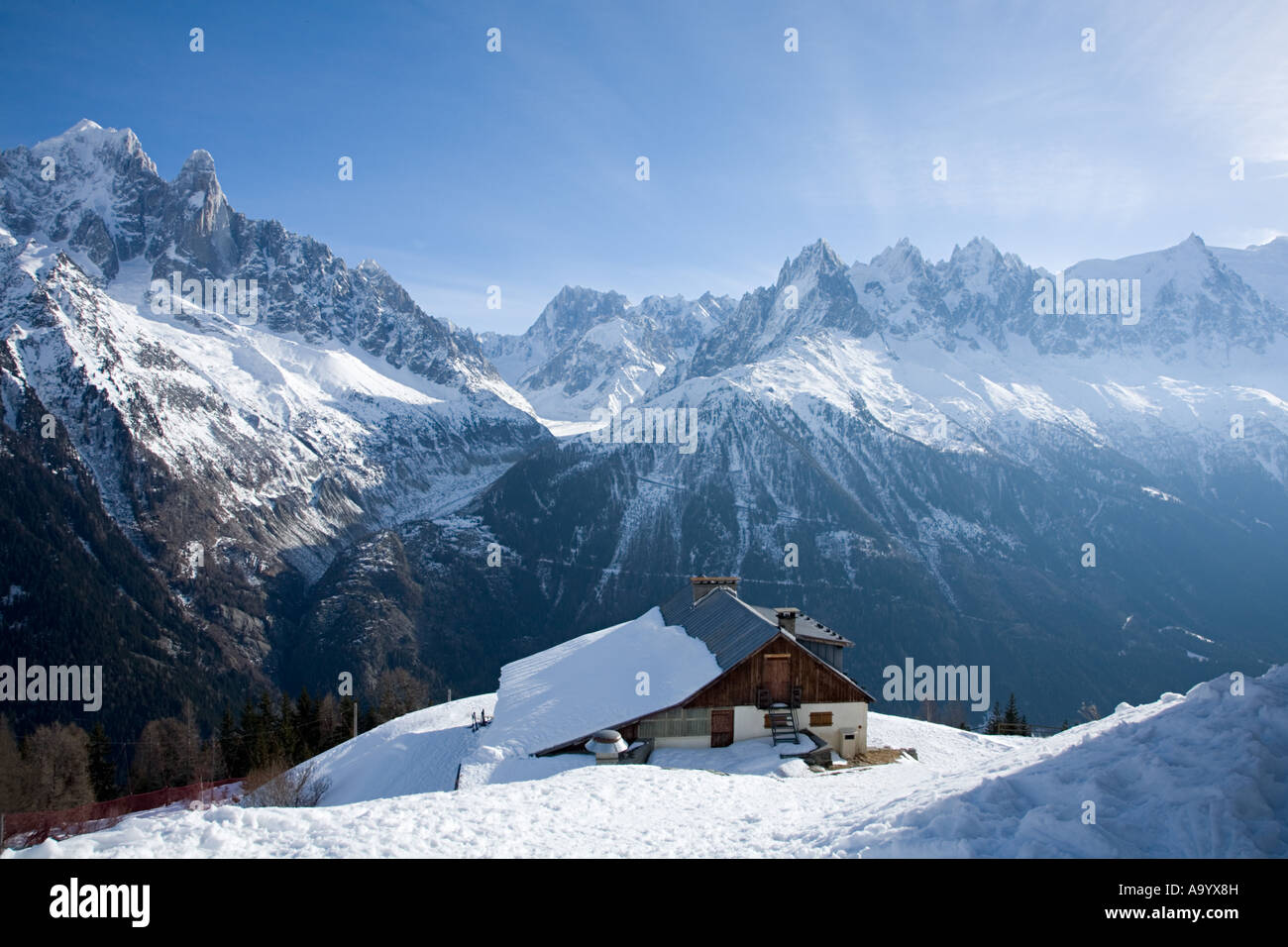 Haus auf Berg Stockfoto