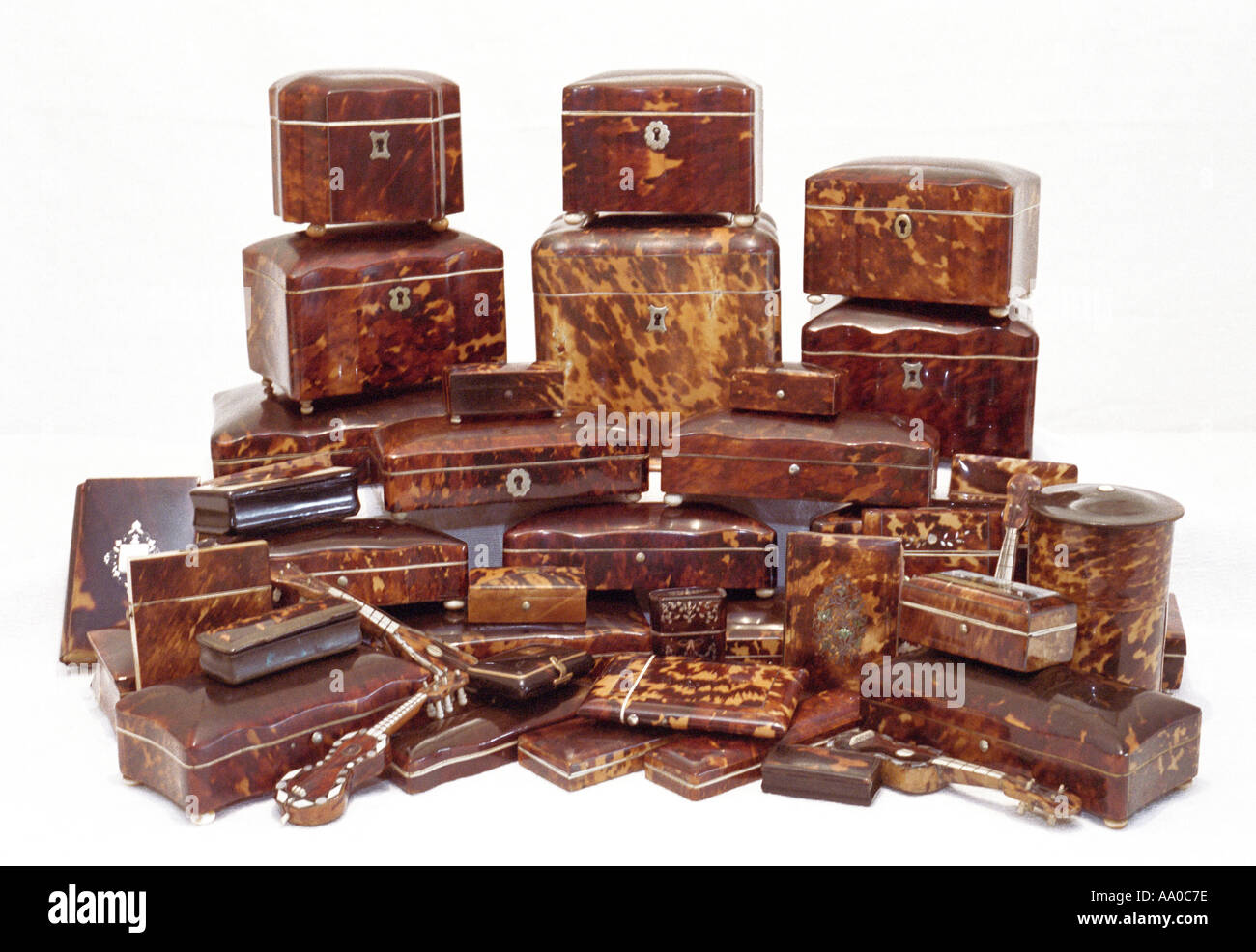 Sammlung von antiken Schildpatt Produkte Stockfoto