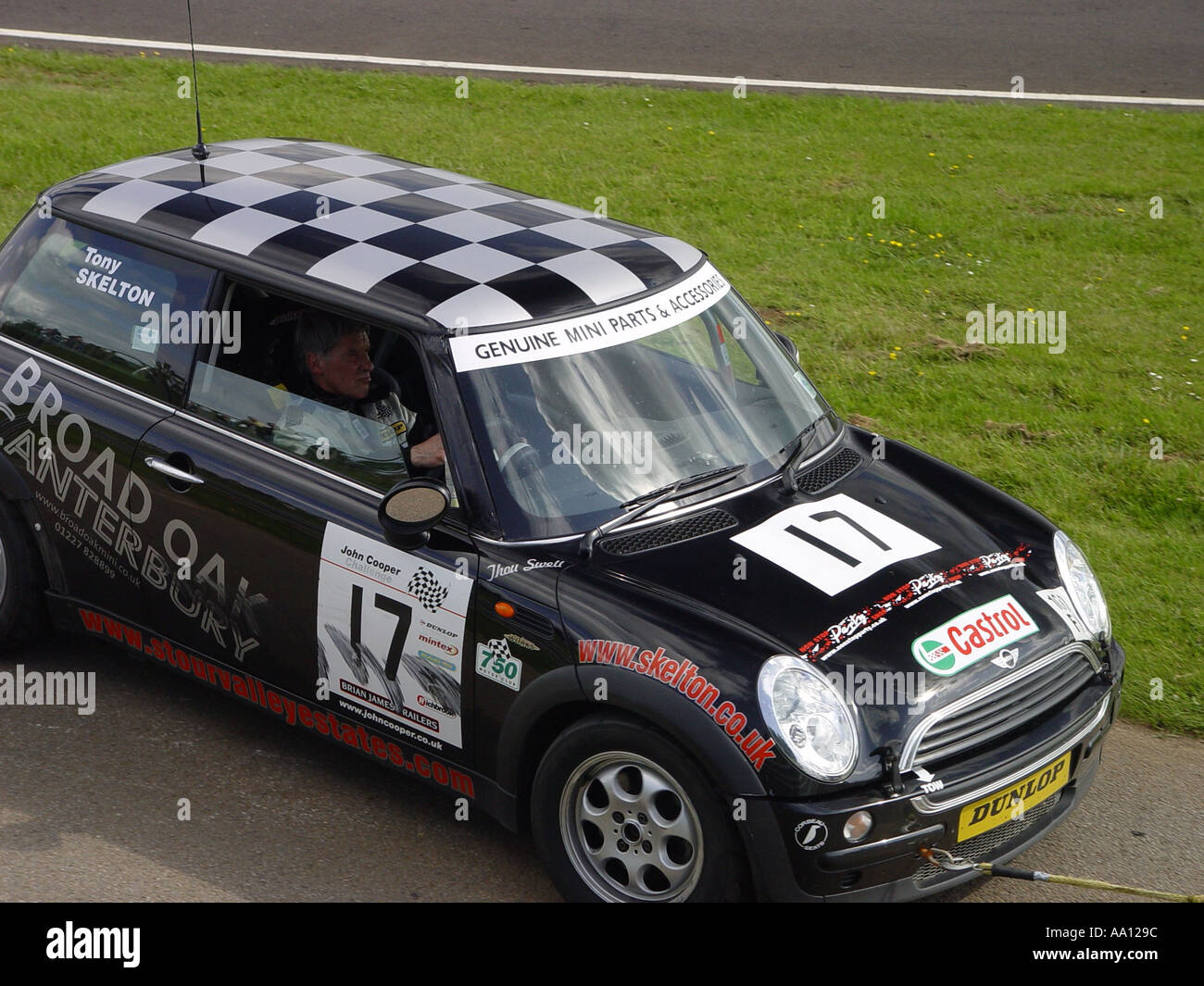 Rennwagen bei einem Rennsport-Event in England GB UK 2003 Stockfoto