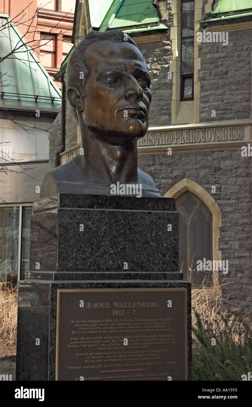 Die Büste von Raoul Wallenberg in Christ Church Cathedral Montreal Quebec Canada Stockfoto
