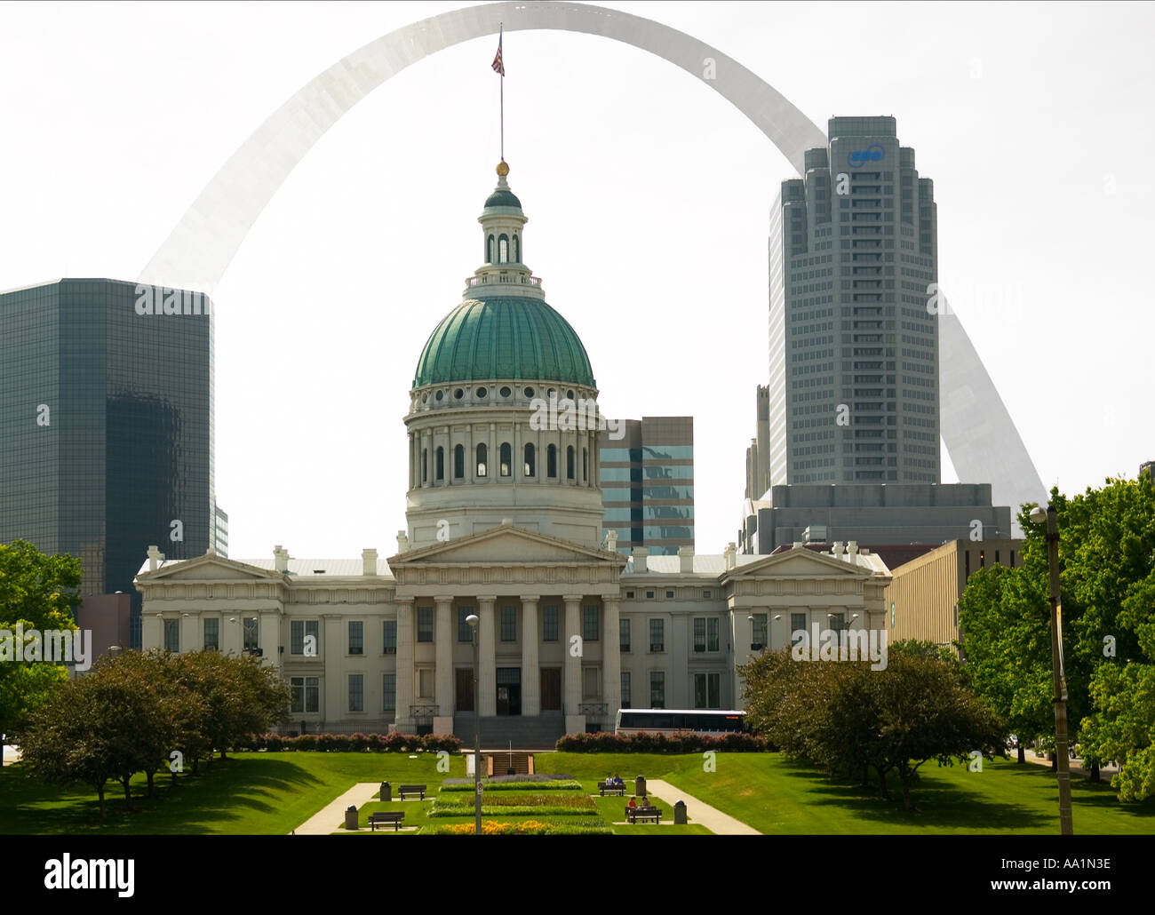 State Capitol Building und Saint Louis Arch in Missouri Stockfoto