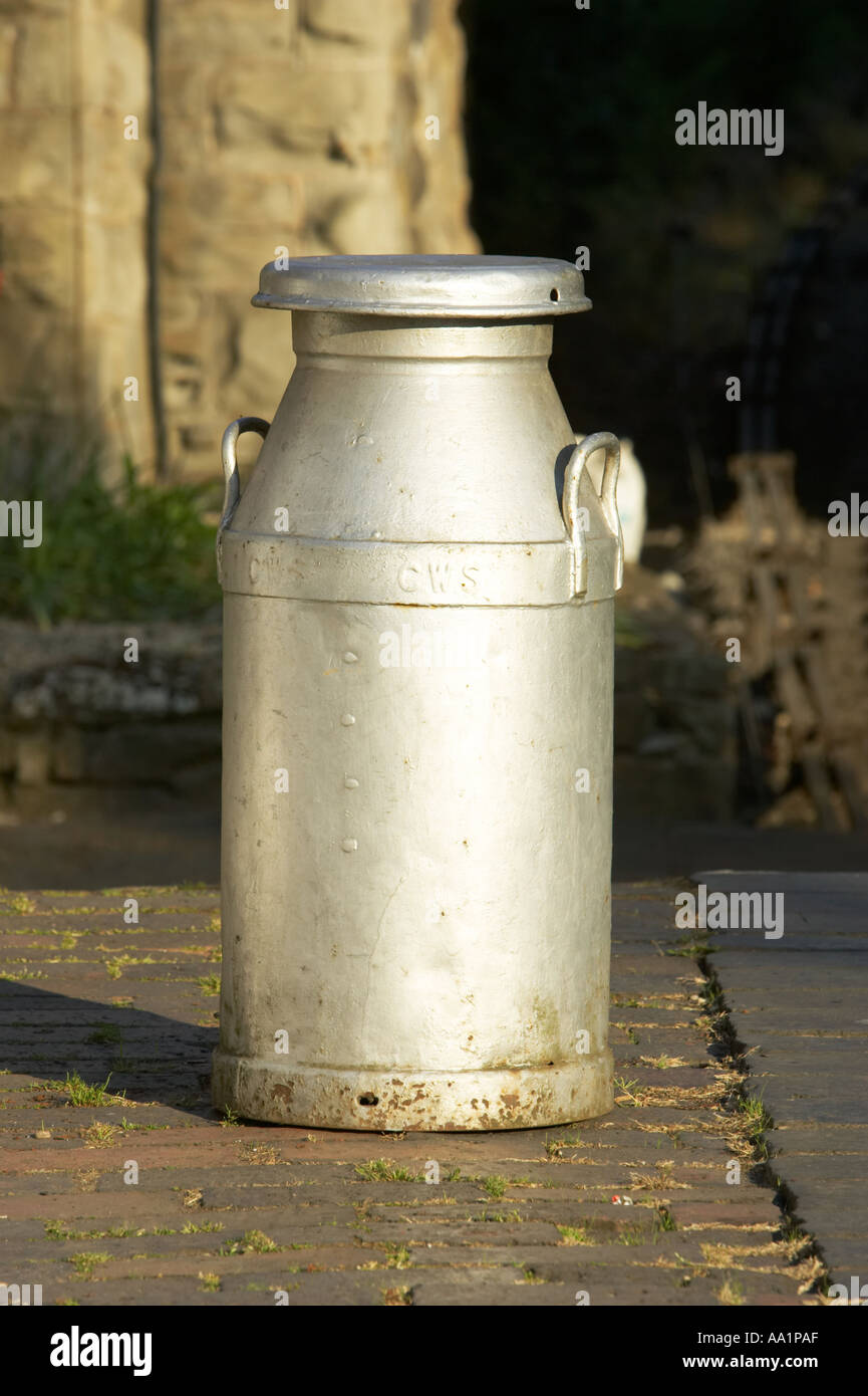 Milchkanne Shropshire England Stockfoto