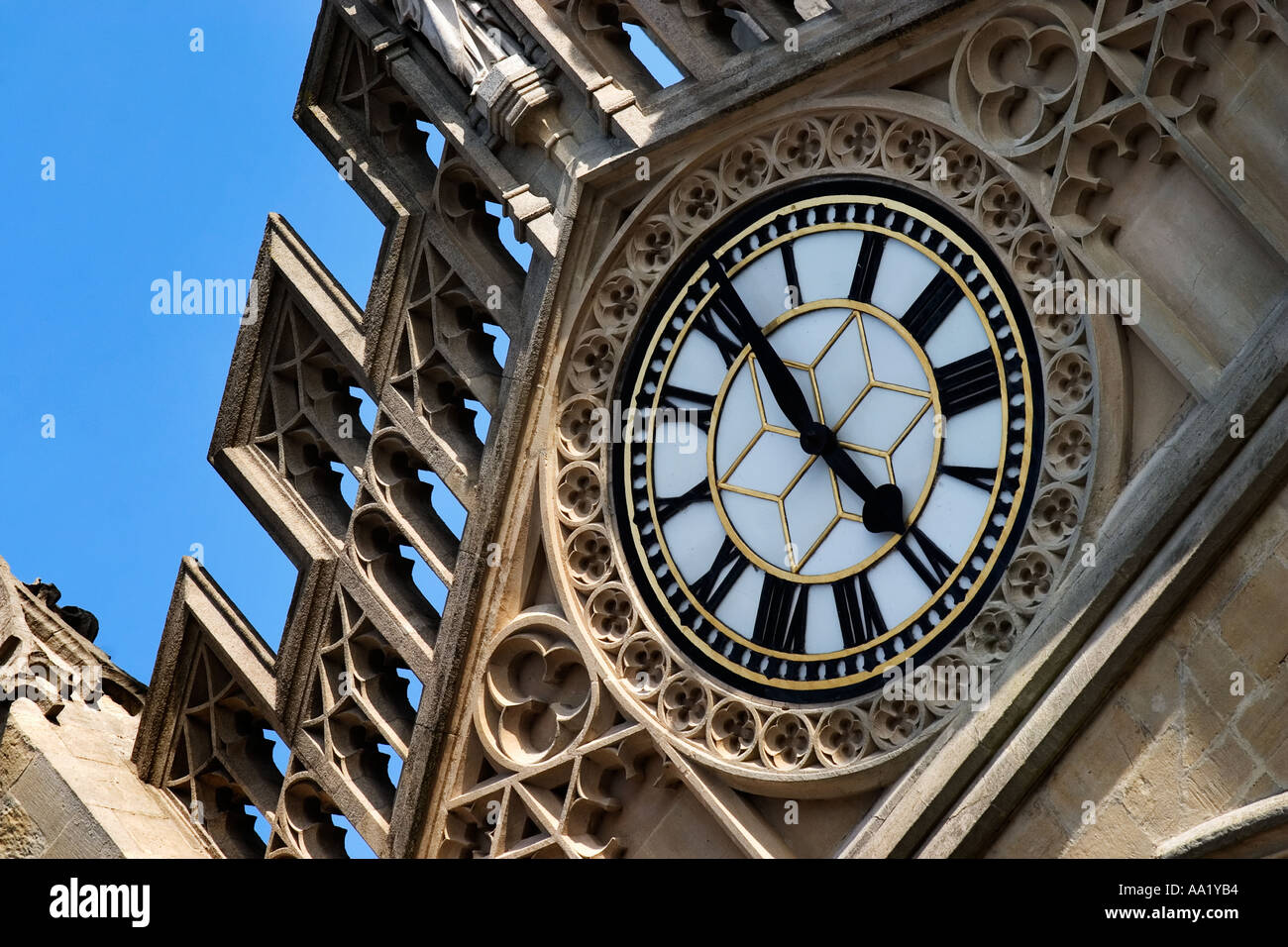 Sechs Uhr am Bad Abtei Bath Somerset England Stockfoto