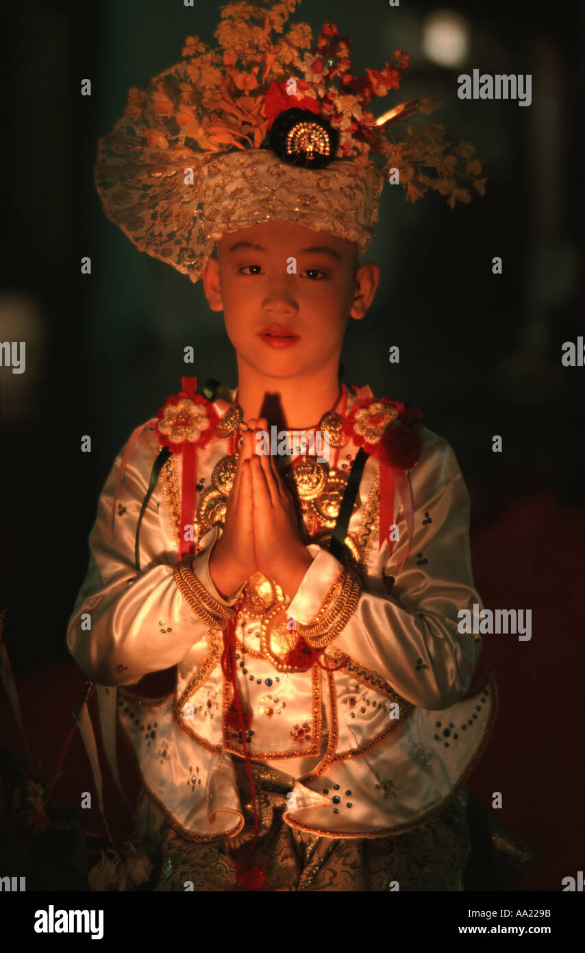 Thailand-Mae Hong Son-Poi Sang lange Zeremonie Stockfoto