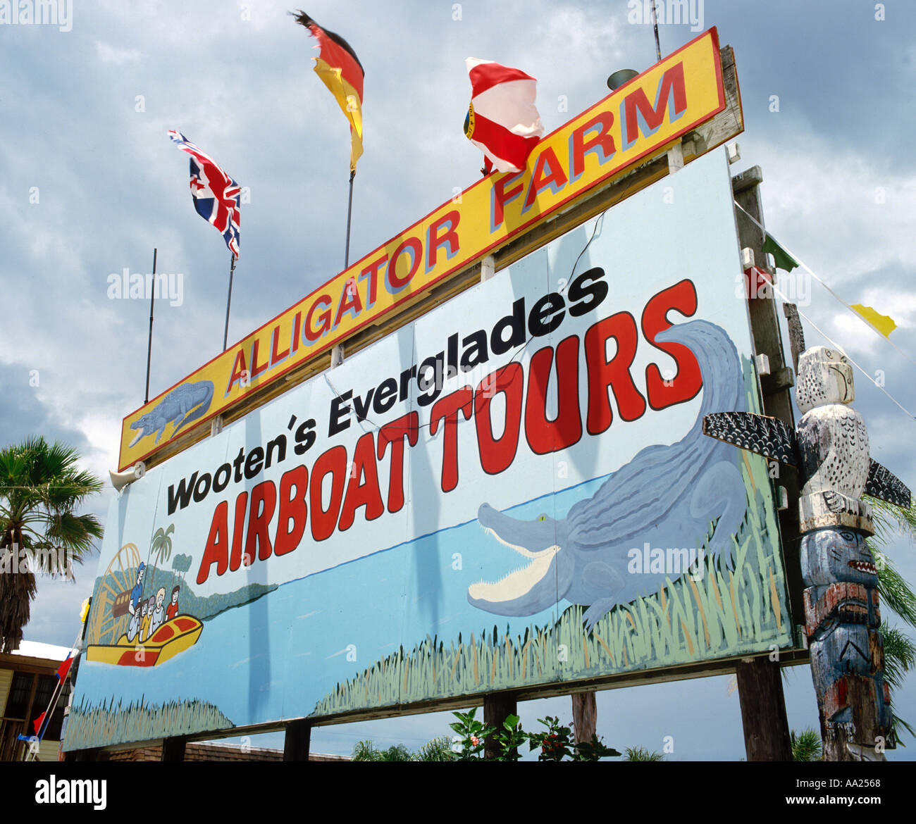 Melden Sie für Alligatorfarm und Airboat Tours, Florida Everglades, Florida, USA Stockfoto