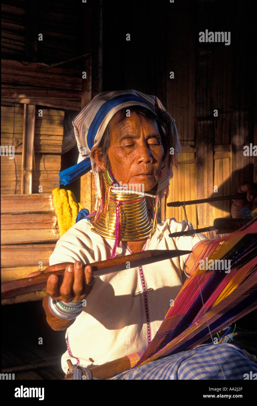 1, 1, Padaung Frau Karen, langen Hals, Messing Halsringe, Padaung Karen Hill Tribe, Hill Tribe, Provinz Chiang Mai, Thailand, Südostasien, Asien Stockfoto