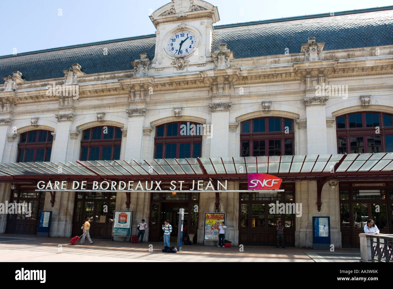 die Fassade des Gare de Bordeaux Saint Jean Bordeaux Gironde Frankreich Europa Stockfoto