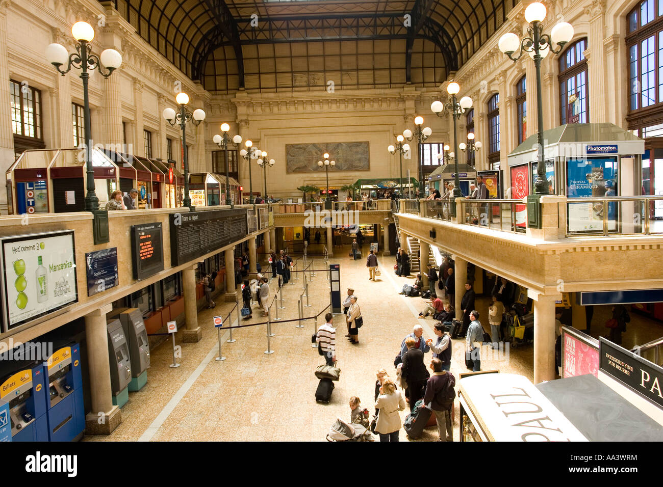 die Schalterhalle de Bordeaux Gare St Jean Bordeaux Gironde Frankreich Europa Stockfoto