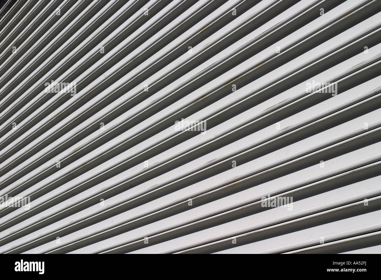 Sicherheitsgitter vor einem Geschäft in Gowanus, Brooklyn Stockfoto