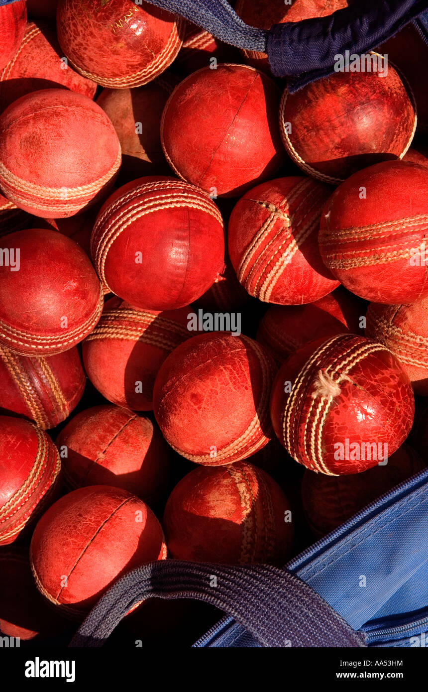 Kricket Kugeln in einer Tasche. Bild von Jim Holden. Stockfoto