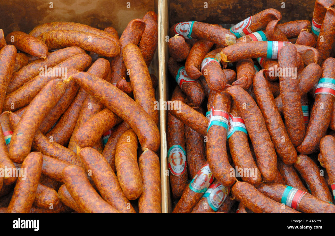 Niederländische Würstchen auf einem Markt in Amsterdam. Stockfoto