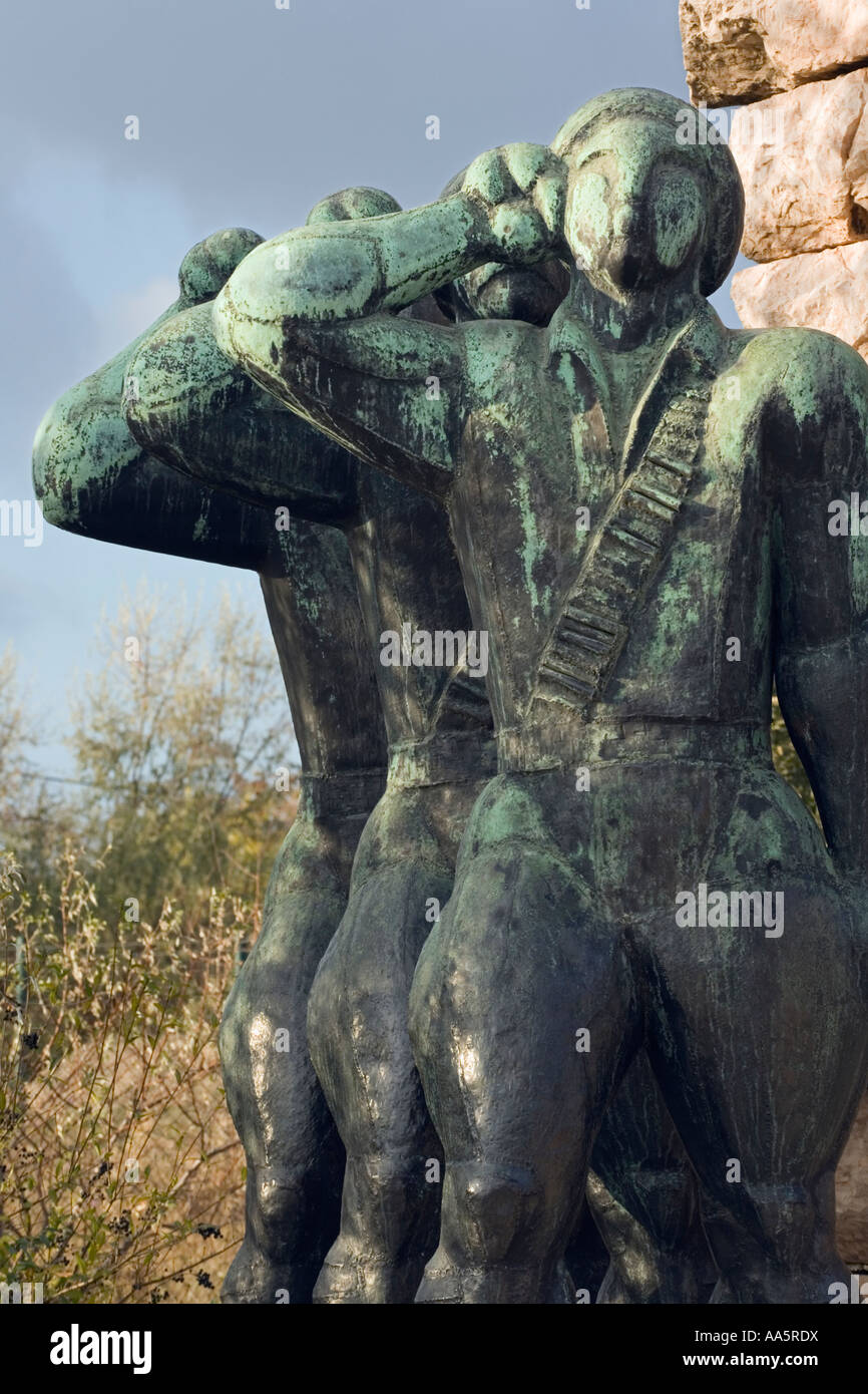 Budapest, Ungarn. Sowjetische kommunistische Statue des heroischen Soldaten an der Statue Park auch bekannt als Szoborpark. Stockfoto