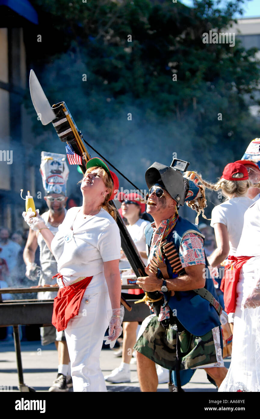 "Grill und Hibachi marschieren Grill-Team" an der "Doo-Dah-Parade" Pasadena Kalifornien USA Stockfoto