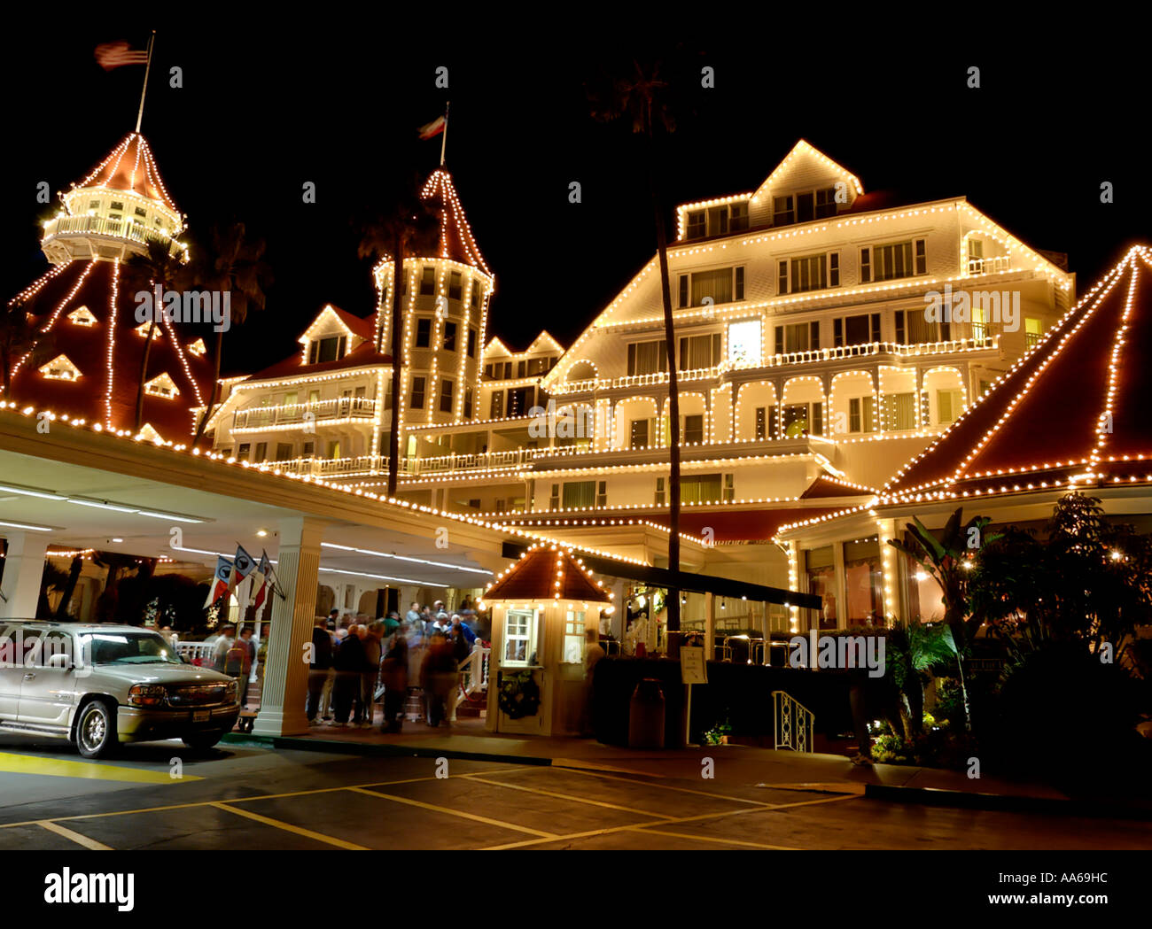 In der Weihnachtszeit leuchtet Ferienzeit ist das Hotel Del Coronado mit Tausenden von weißen verziert ist Coronado, Kalifornien USA Stockfoto
