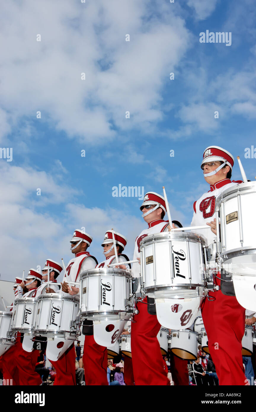 Trommel-Linie an der großen Bucht Ballon Parade San Diego Kalifornien USA Stockfoto