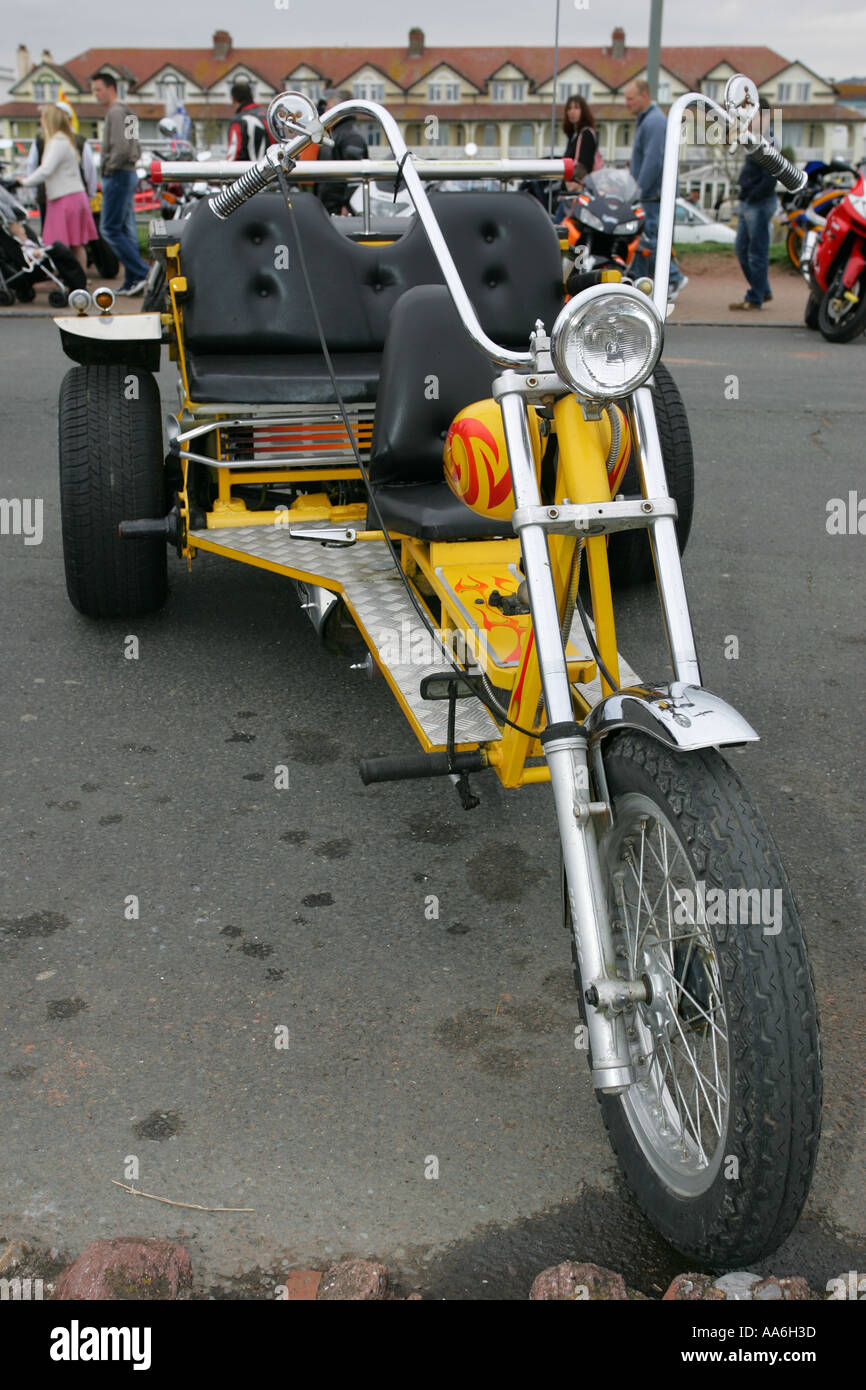Drei Rädern Motorrad Motorrad Trike geparkt auf einem Biker-Festival in South Devon England Großbritannien UK GB Stockfoto