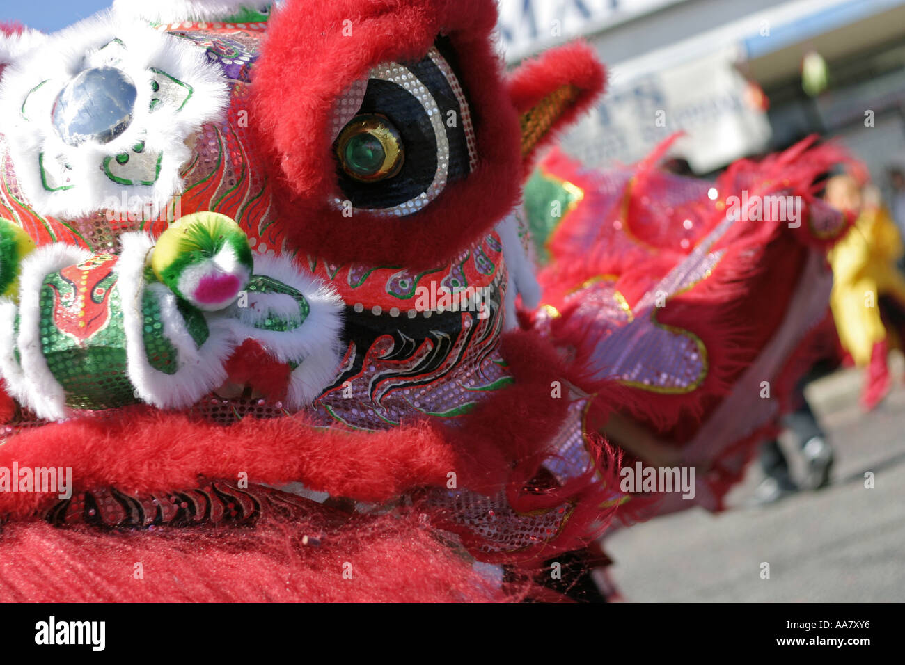 Eine traditionelle chinesische Löwentänze lunar New Year feiern Stockfoto