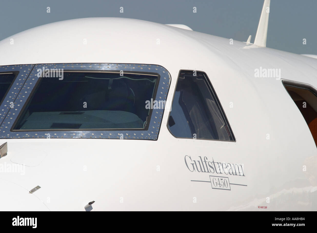 Gulfstream G450 Privatjet mit Kabine Beifahrertür öffnen Stockfoto