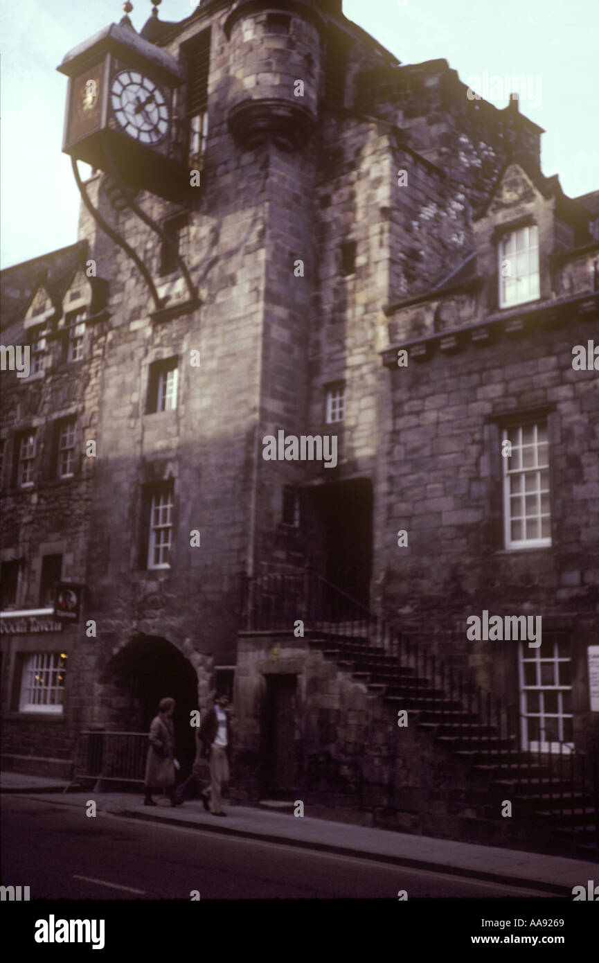 Die royal Mile der alten Stadt Edinburgh Schottland Stockfoto