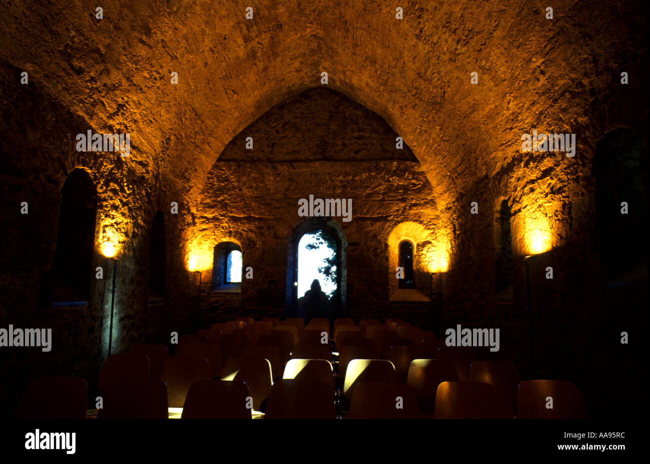 Sala de Audiovisuales St Pere de Rodes Kloster Costa Brava Katalonien in Spanien Stockfoto