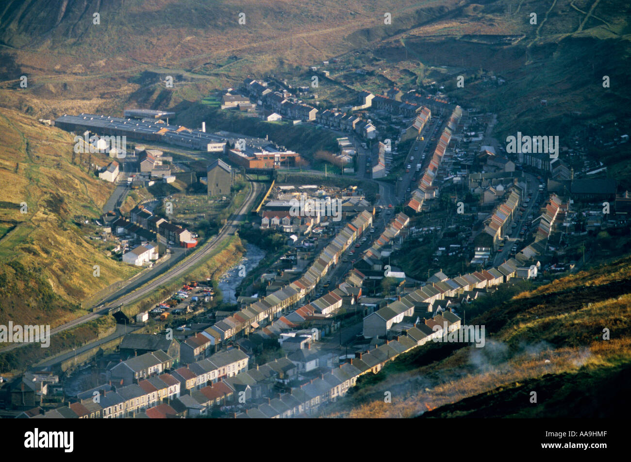 Reihenhäuser in einem Tal, South Wales Wales UK Stockfoto