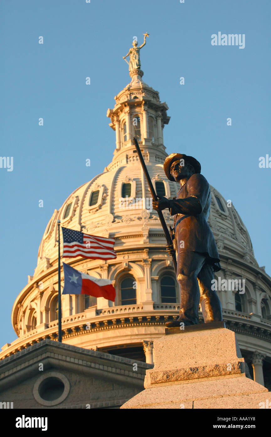 Eine Statue begrüßt Besucher der Hauptstadt des Bundesstaates Texas in Austin. Stockfoto