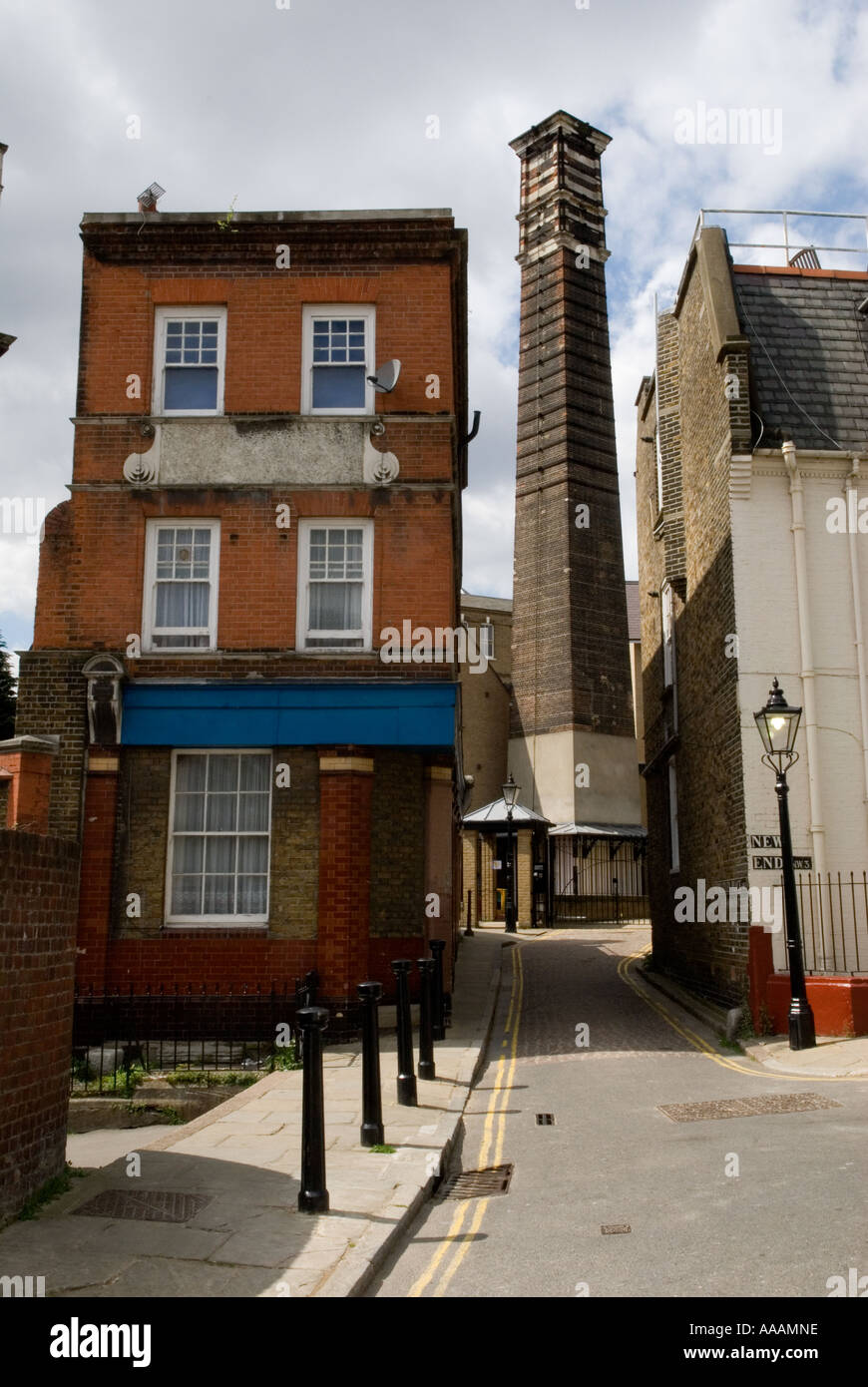 Abfälle Schornstein aus neuen Ende Krankenhaus, jetzt saniert, neue Ende Hampstead Village, London NW3, England HOMER SYKES Stockfoto