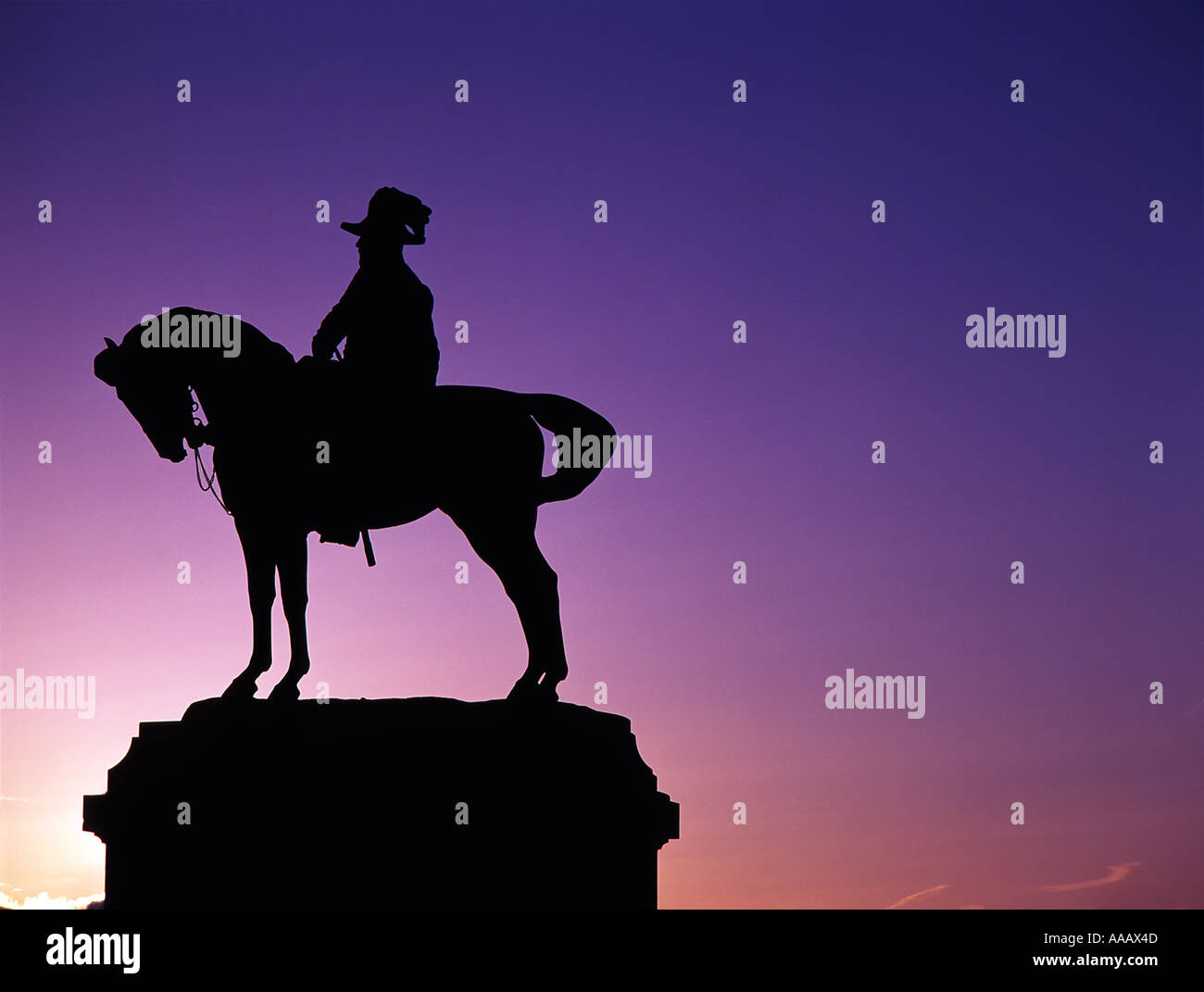Pferdesport Silhouette Statue von König Edward VII Liverpool Stockfoto
