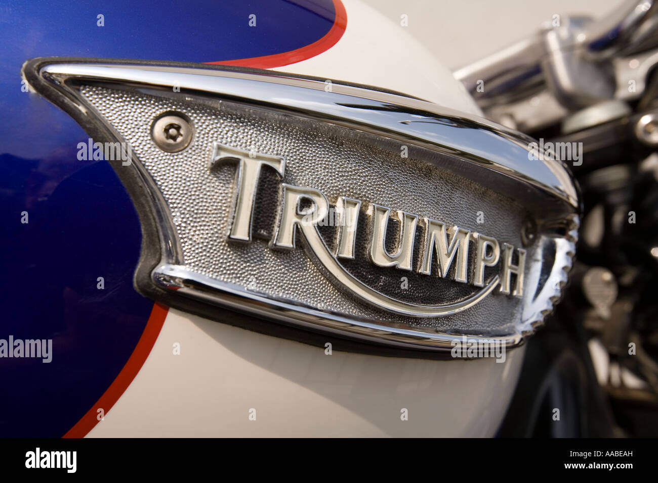 Panzer Abzeichen der British made Triumph Motorrad fahren Stockfoto