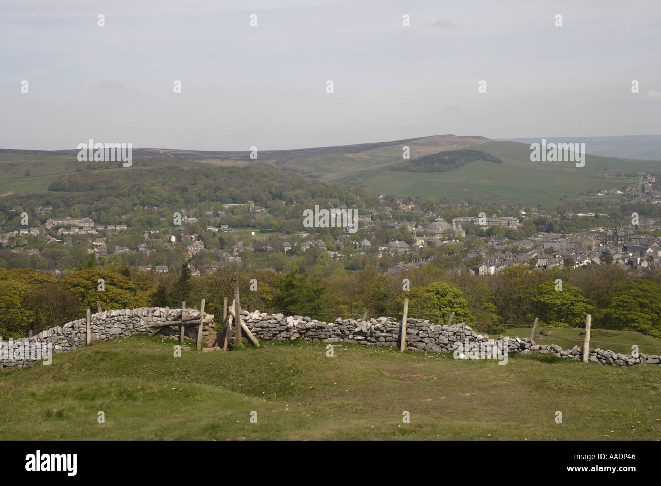 Blick Richtung Buxton von Solomon s Tempel UK Stockfoto