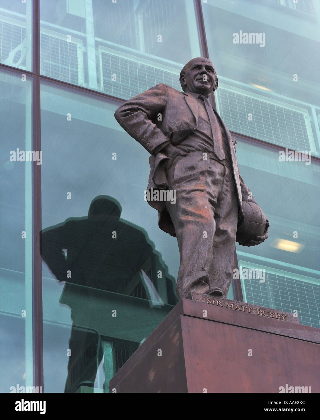 Statue von Sir Matt Busby im Old Trafford Stockfoto